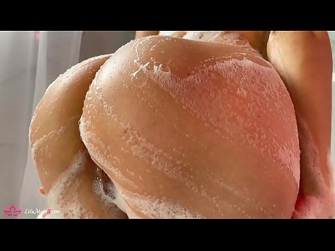 ❤️ Zeshkania masturbon pidhin me vibrator deri në orgazmë intensive në dush ❤️ Porno në sq.passiveincome1.ru ﹏